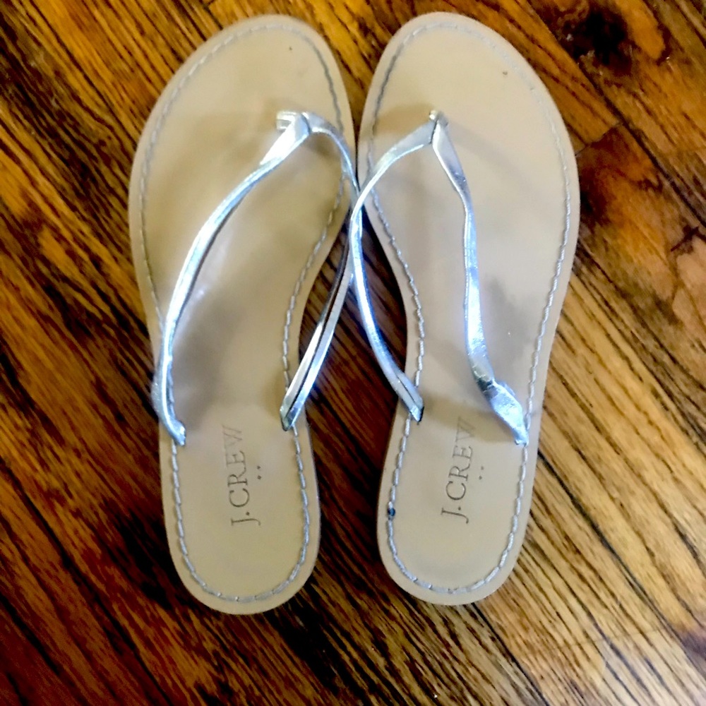 J . Crew Capri Leather Silver Size 6 Flip Flop Thong